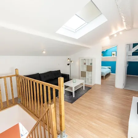 Kasa Duplex - Climatisation - Balcon - Parking Prive Apartament