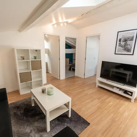 Kasa Duplex - Climatisation - Balcon - Parking Prive